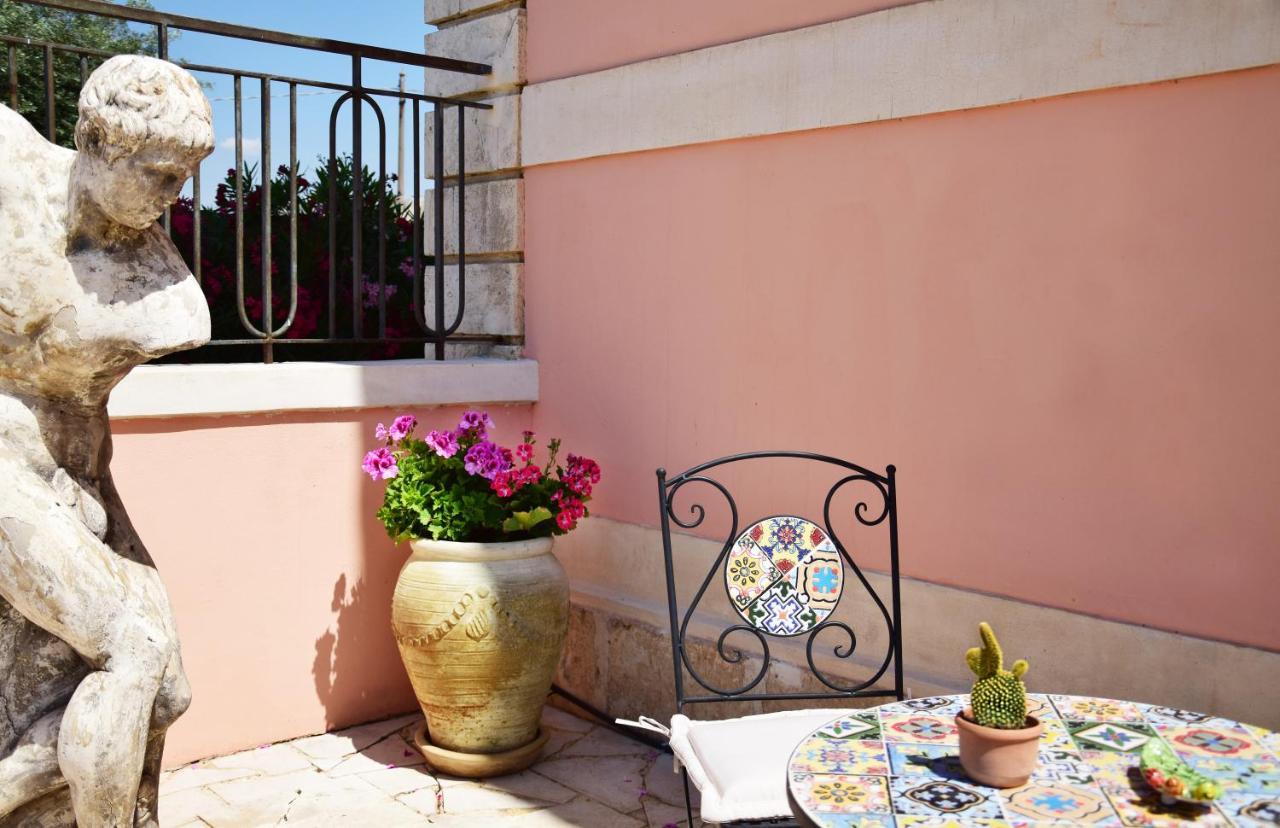 Antico Casale Benali Bed & Breakfast Syracuse Exterior photo